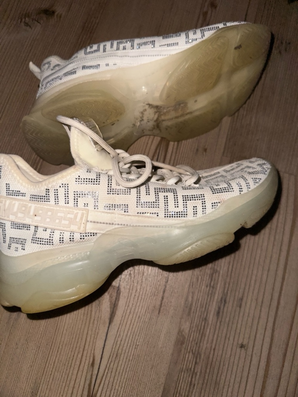 Women’s White PatternedRhinestone  Athletic Sneakers